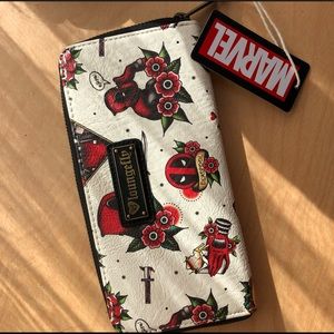 Loungefly Marvel Deadpool wallet